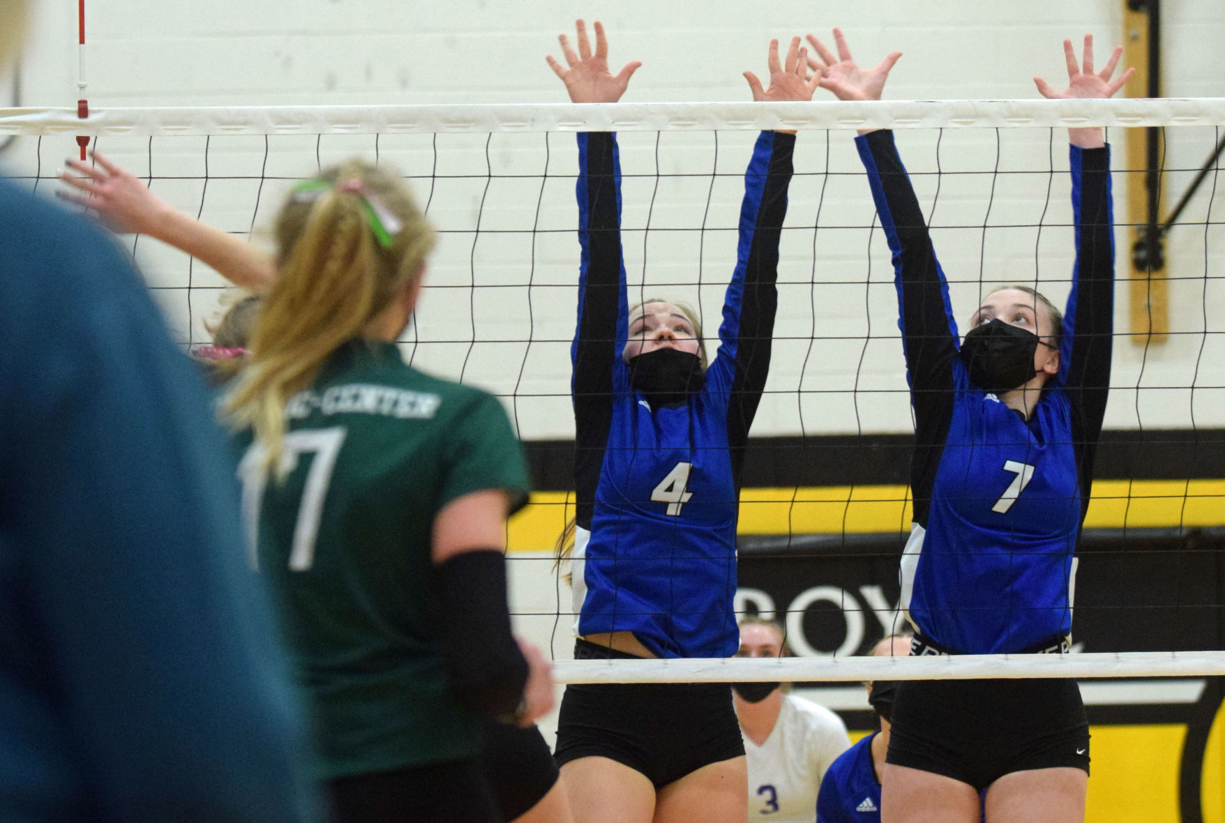 Emily Wiese, Kendall Larson